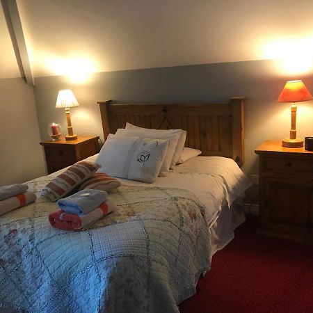Aurora House Bed And Breakfast Атай Экстерьер фото